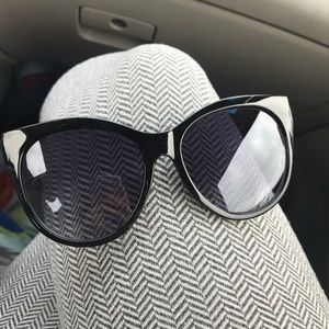 Steve Madden cat eye sunglasses